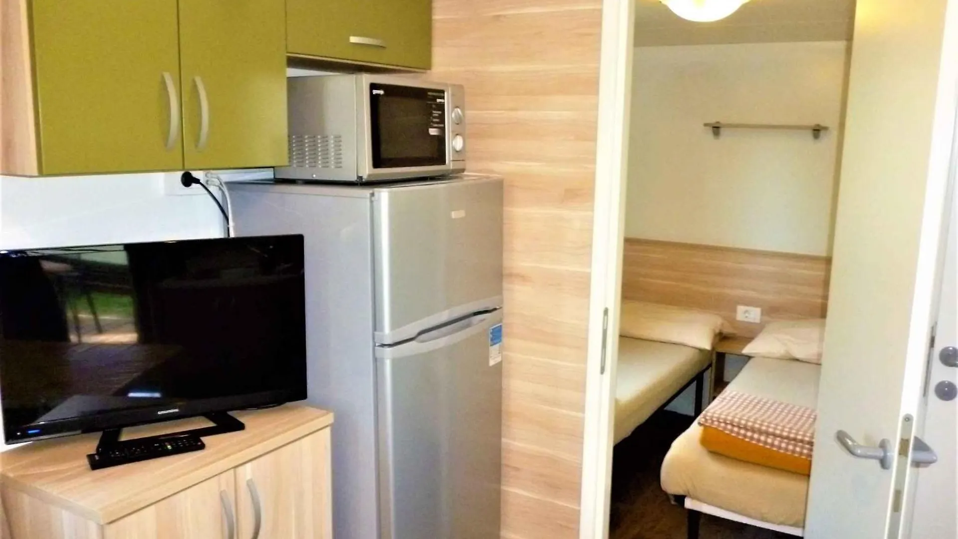 ホリデーパーク Mobilehomes In Seline - Paklenica Riviera 6831